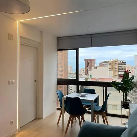 Aras Levante